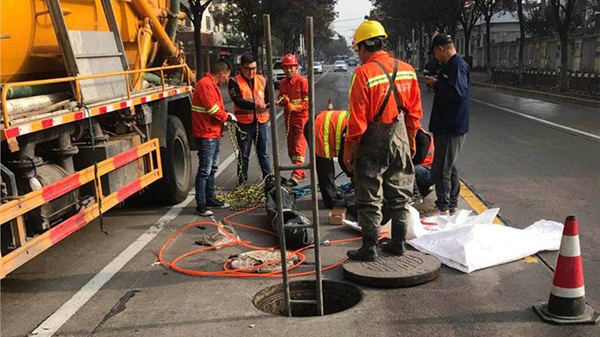 火炬开发区街道管道清洗方案